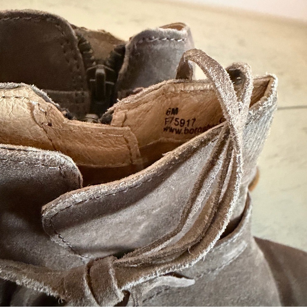 NWOT Born 6 Brown Suede Leather Osha Ankle Boots Buckle Tassel Boho Distressed - Picture 5 of 5